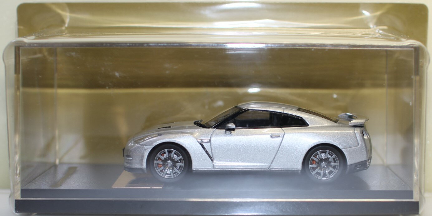 Rakuten - USED 未開封 1/43 国産名車プレミアムコレクション 日産 R35 GT-R 2012 240001033290