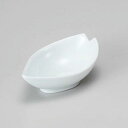 桜型小鉢ホワイト 和食器 珍味 業務用 約11.4cm 和食 和風 先付 小鉢 小 ミニ鉢 前菜 珍味入れ 付出し 松花堂 弁当 花籠膳 おせち