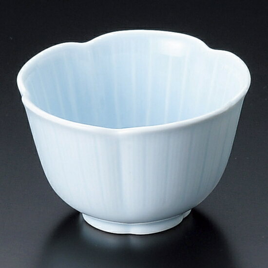 青磁梅型小鉢小 和食器 小鉢（小） 業務用 約7.8cm 和食 和風 鉢 サラダ 枝豆 煮物 おひたし キムチ 冷奴 揚げ出し豆腐 デザート 焼肉店