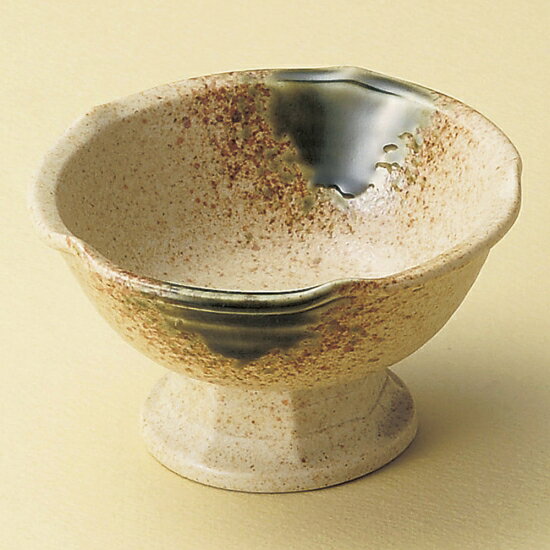 伊賀織部梅型高台小鉢大和食器高台小...