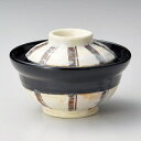 商品番号：s0314-0130 サイズ（約）：11×7.9cm 重量（約）：290g 土物 商品画像の小物はイメージです。商品には含まれません。 【和食器/蓋向・円菓子碗】【カラー：ホワイト系/ブラック系】 【和食器の蓋向・円菓子碗】 割烹料理や会席料理によく使われるうつわで、蓋物や煮物碗とも呼ばれます。 炊き合わせなどの煮物や蒸し物などにおすすめです。 会食・お食事会はもちろん、法事・法要にもおすすめの落ち着いた雰囲気の食器まで幅広く取り揃えていますので用途に合わせてお選びください。 「みんなの倉庫」ではプロの料理人向けに業務用食器を豊富に取り揃えております。 居酒屋、レストラン、カフェ、喫茶店、ラーメン店、中華料理店、焼肉店、割烹料理店、そば・うどん店、すし店、和食店、イタリア料理店等の飲食店や食堂、ホテルや旅館等の宿泊施設向けアイテムを美濃焼の産地より販売中。 見た事のある定番の食器はもちろん、最新のモダンでおしゃれな食器から、どこか懐かしいレトロスタイルな食器など種類を豊富に取り揃えていますので、お店の雰囲気に合わせて食器のチョイスが可能。 美濃焼をはじめ、有田焼や萬古焼、信楽焼も取り扱っています。 プロ仕様のおしゃれな食器をご家庭でもお楽しみください。 自宅で外食気分が味わえる本格的な食器はいかがですか？ 通常はカフェやレストラン等の飲食店やホテル、旅館で使用されるプロ向けの業務用食器です。 「おうちごはん」や「家飲み（宅飲み）」にもおすすめの食器も豊富に揃っていますのでこの機会に「おうち時間」をうつわと共にお楽しみください。