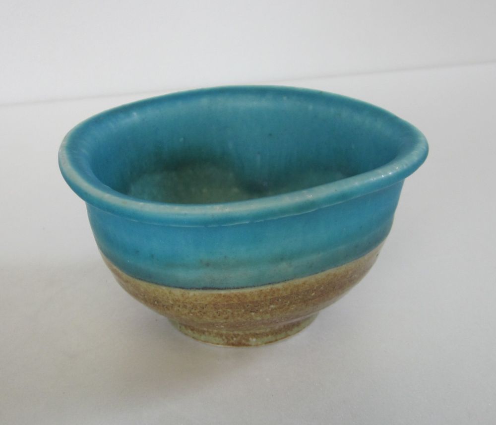 三角小鉢(小)美濃焼 小付鉢 小付け小鉢トルコブルー結晶マット美濃伊賀 陶器と磁器の陶磁器【アウトレット高級 懐石 割烹 和食器】