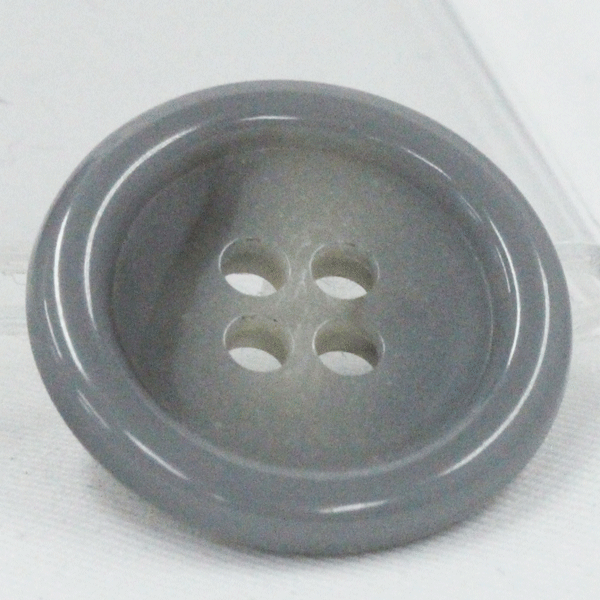 ボタン プラスチックボタン 1個入 うすグレー グレー 水牛調 ボタン カラー サイズ豊富 11.5mm 13mm 15mm 18mm 20mm 23mm 25mm 29mm シャツやスーツ コートまで普段着におすすめです シャツ ブラウス ジャケット スーツ袖向 ボタン 手芸 通販 mint-mint-10014799 assure(アシュレ) サンプル画像3