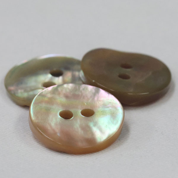 ボタン 貝ボタン シェルボタン 天然貝 アワビ貝 13mm 1個入 天然貝を削ったり磨い...