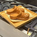 SNS話題の穴あきシューズ焼き機 商用スリッパ型穴あきシューズ エッグワッフル焼き機