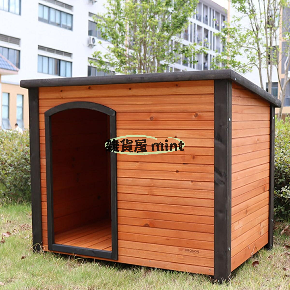 · 【ヒト化設計】--------傾斜屋根のデザインは、理想的な雨や排水を確保。持ち上げた足が離れて水分、湿気や害虫からそれを維持し、最適な空気の循環を提供する、5センチメートル地上この犬小屋を作ります。· 【屋内および屋外の使用の両方のための丈夫なウッド】-----モミの木で作られており、自然な色の汚れで処理しました。耐候性、水性塗料は、屋外での使用に最適です。· 【クイックへの簡単なステップは、組み立て】--------ペットの犬小屋は、組み立てが簡単で、必要なすべての付属品が含まれています。あなたはすぐにアイテムを組み立てることができ、それが明確で分かりやすいマニュアルで使用しています。これは、アセンブリのトラブルを一掃することができます。· 【あなたのペットに訴えるスタイル】------当社の木製ペットの犬の家は、あなたとあなたのペットの両方が理解されるであろう古典的と魅力的なデザインで、既存の環境を補完し、強化するために設計されています。注意事項:1、 当社の製品に問題がある場合は、お気軽にお問い合わせください。2、輸送中に多少の衝撃が加わる可能性がございます。万が一不具合や破損などがございましたら、部品の再送など対応させていただきますので、お気軽にご連絡くださいませ。3、商品が多いため、発送時に説明書をお送りし忘れることがございます。万が一、説明書が届いていない場合や、商品組み立てに関してご不明点がございましたら、お手数ですがご連絡いただけますようお願い申し上げます。電子版の説明書を再送させていただきますので、どうぞご安心ください。お客様にはご理解いただきますようお願い申し上げます。お客様のご支援が、私たちの励みとなっております。4、もし特大サイズ荷物となる場合は、、配達日時の指定はできません。ご了承ください。 1F 玄関でのお渡し となります。また配達の際に、大変恐縮ですが、お客様ご自身で荷下ろしのご手配をお願いいたします。体積デカい商品のため、運送中万が一小さい破損が起こる場合、壊れた部品を再発送することが対応可能です。返品返金受けかねます。沖縄、北海道、離島などの住所について送料は別途です。ご理解よろしくお願い申し上げます。· 【ヒト化設計】--------傾斜屋根のデザインは、理想的な雨や排水を確保。持ち上げた足が離れて水分、湿気や害虫からそれを維持し、最適な空気の循環を提供する、5センチメートル地上この犬小屋を作ります。· 【屋内および屋外の使用の両方のための丈夫なウッド】-----モミの木で作られており、自然な色の汚れで処理しました。耐候性、水性塗料は、屋外での使用に最適です。· 【クイックへの簡単なステップは、組み立て】--------ペットの犬小屋は、組み立てが簡単で、必要なすべての付属品が含まれています。あなたはすぐにアイテムを組み立てることができ、それが明確で分かりやすいマニュアルで使用しています。これは、アセンブリのトラブルを一掃することができます。· 【あなたのペットに訴えるスタイル】------当社の木製ペットの犬の家は、あなたとあなたのペットの両方が理解されるであろう古典的と魅力的なデザインで、既存の環境を補完し、強化するために設計されています。注意事項:1、 当社の製品に問題がある場合は、お気軽にお問い合わせください。2、輸送中に多少の衝撃が加わる可能性がございます。万が一不具合や破損などがございましたら、部品の再送など対応させていただきますので、お気軽にご連絡くださいませ。3、商品が多いため、発送時に説明書をお送りし忘れることがございます。万が一、説明書が届いていない場合や、商品組み立てに関してご不明点がございましたら、お手数ですがご連絡いただけますようお願い申し上げます。電子版の説明書を再送させていただきますので、どうぞご安心ください。お客様にはご理解いただきますようお願い申し上げます。お客様のご支援が、私たちの励みとなっております。4、もし特大サイズ荷物となる場合は、、配達日時の指定はできません。ご了承ください。 1F 玄関でのお渡し となります。また配達の際に、大変恐縮ですが、お客様ご自身で荷下ろしのご手配をお願いいたします。体積デカい商品のため、運送中万が一小さい破損が起こる場合、壊れた部品を再発送することが対応可能です。返品返金受けかねます。沖縄、北海道、離島などの住所について送料は別途です。ご理解よろしくお願い申し上げます。