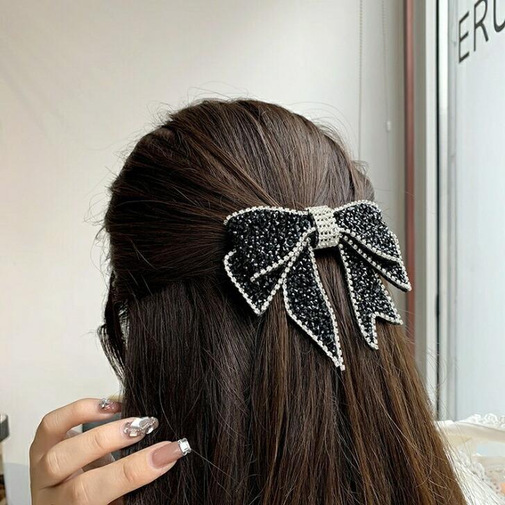 バレッタ　ラインストーンぎっしりリボンデザインブラックバレッタ　高見え　りぼん　おとな　　30代　..