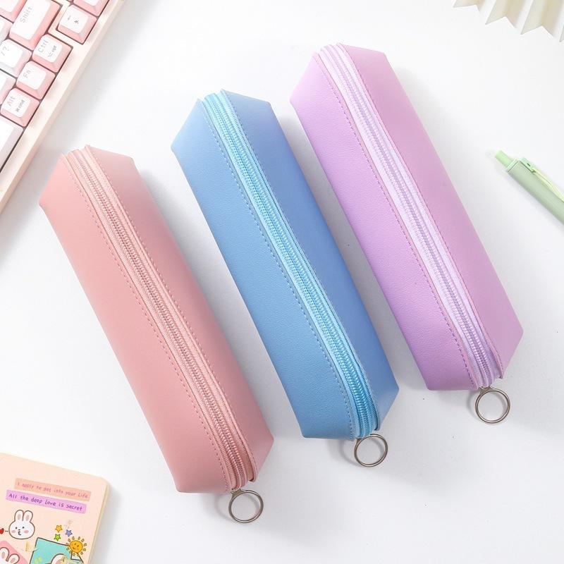 ペンケース 筆箱 ペン入れ 筆記用具入れ 筆記具 文房具入れ 小物入れ 収納 レザー調 ファスナー ジッパー シンプル 無地 定番