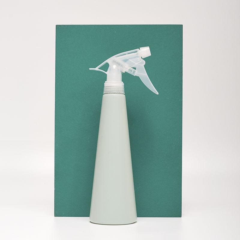 霧吹き スプレーボトル 詰め替え容器 360ml スプレイヤー 水やり ガーデニング用品 園芸用品 多用途 ミストスプレー シンプル ベーシック 日用