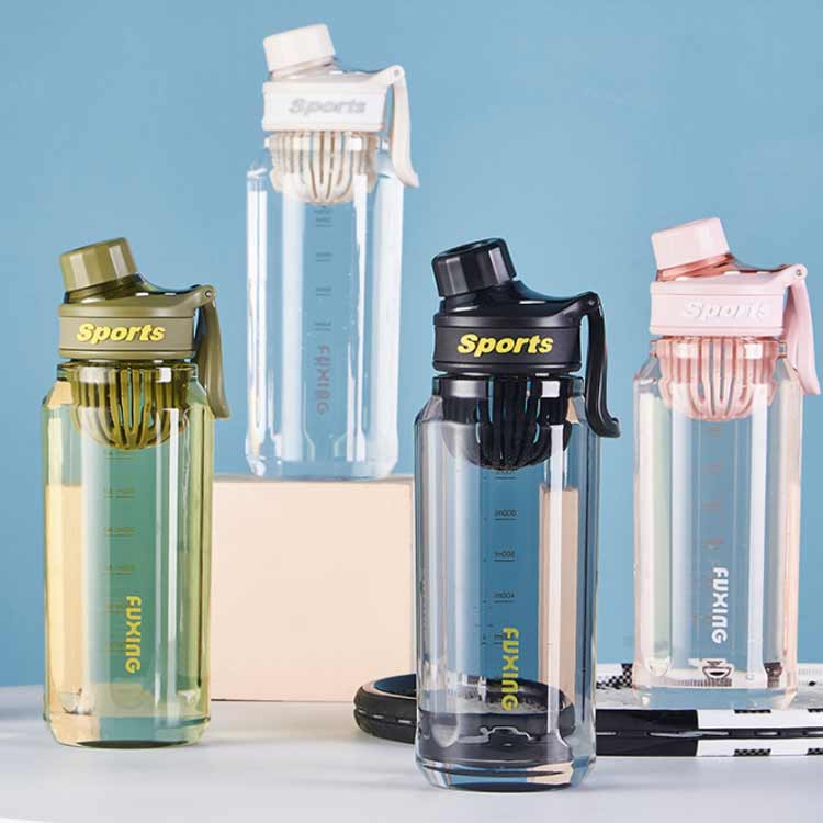 ストラップ付き 水筒 ウォーターボトル 大人 750ml/1000ml 直飲み 目盛り 軽量 アウトドア スポーツ 女の子 漏れ防止 子供 フィルター付き 携帯便利 洗いやすい 男の子 登山 旅行用 クリアボトル mion0123-10002176 mion サンプル画像2