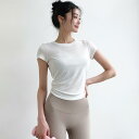 レディース ヨガ ウェア トップス 夏 薄手 タイトフィット スリム スポーツ Tシャツ ランニング トレーニング 美しい 背中 フィットネスウェア 半袖 通気性 スリムフィット