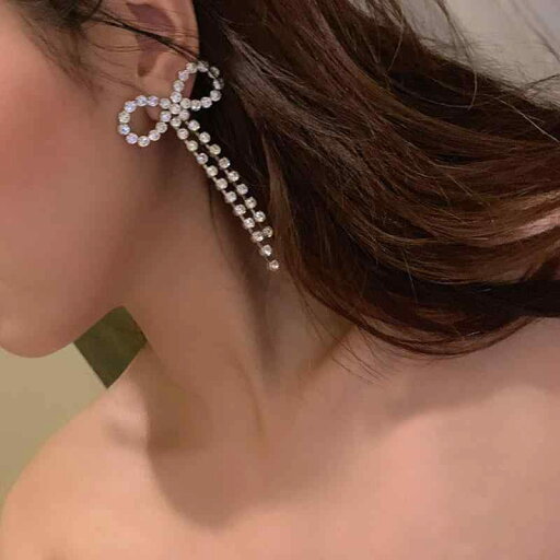 レディース アクセサリー りぼんタッセル ピアス アメリカ スパークリング ビッグ リボン ロング ピアス スーパー フェアリー かわいい 上品 レディース アクセサリー りぼんタッセル ピアス アメリカ スパークリング ビッグ リボン ロング ピアス スーパー フェアリー かわいい 上品