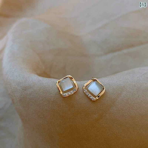 レディース ピアス おしゃれ 小さい 正方形 イヤリング スターリングシルバー ニードル 幾何学的 女性 軽量 ハイエンド レディース ピアス おしゃれ 小さい 正方形 イヤリング スターリングシルバー ニードル 幾何学的 女性 軽量 ハイエンド