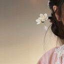 ヘアヘアアクセサリー かんざし ヘアピン 木 頭 髪飾り 花柄 タッセル 髪留め 大人式 母の日 ギフト レトロ おしゃれ モダン チャイナ風 レトロ レディー...