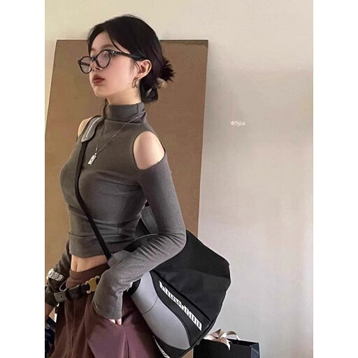 トップス シャツ レディース 普段使い アメリカン スタイリッシュ ガール ハーフ タートルネック オフショルダー 長袖 Tシャツ 秋冬 ショート レイヤリング スタイリッシュ ガール ニット トップス シャツ レディース 普段使い アメリカン スタイリッシュ ガール ハーフ タートルネック オフショルダー 長袖 Tシャツ 秋冬 ショート レイヤリング スタイリッシュ ガール ニット