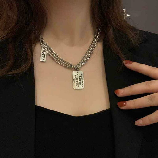 アクセサリー レディース ネックレス かわいい アメリカ 誇張 二重層 英字 ネーム プレート チェーン ネックレス ヒップ ホップ メタル ショート 鎖骨 チェーン アクセサリー レディース ネックレス かわいい アメリカ 誇張 二重層 英字 ネーム プレート チェーン ネックレス ヒップ ホップ メタル ショート 鎖骨 チェーン