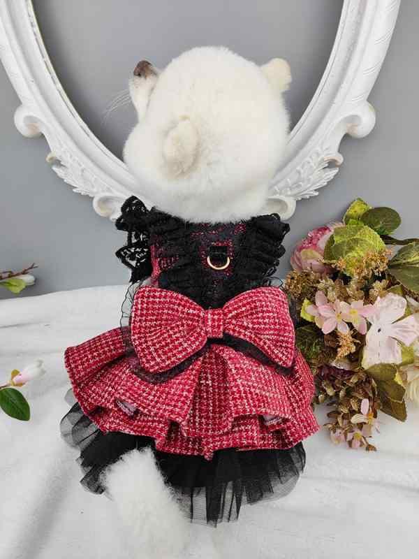 ペット服 犬猫 ウェア 写真撮影 ドレス 服 かわいい ベスト 衣装 室内 散歩 外出 ルーム 室外 小型 秋冬