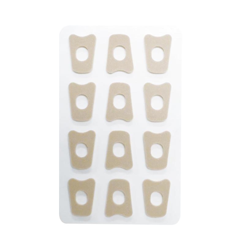 Foot Care (フットケア) うおの目保護パッド (12枚入×4個セット / 指間用) 魚の目 足の指用 まめ たこ (抗菌加工/日本製) C-781の商品画像 3