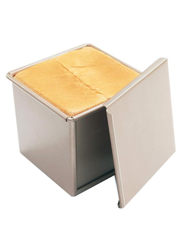 食パン 型 パン型 フタ付き パン焼 粘りにくい食パン型 (S-11.5×11.4×10CM)
