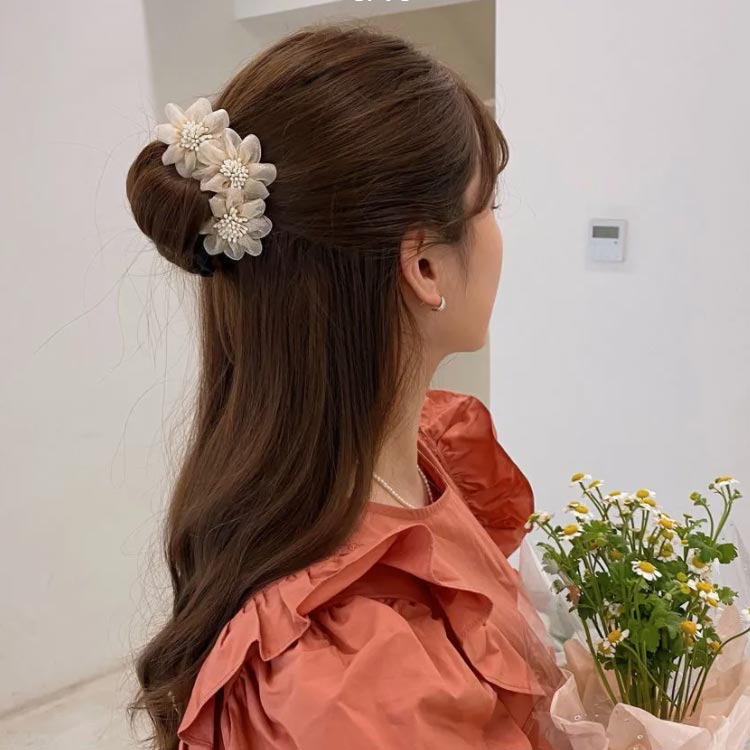 【送料無料】おだんご お団子ドーナツ お団子 簡単 ヘアアクセサリー まとめ髪 花火大会 外出 ビーチ 夏祭り 女性 女の子 髪飾り ワイヤー ヘアー 韓国 花柄 花 細い髪 少ない髪の量 シンプル 大人かわいい 団子