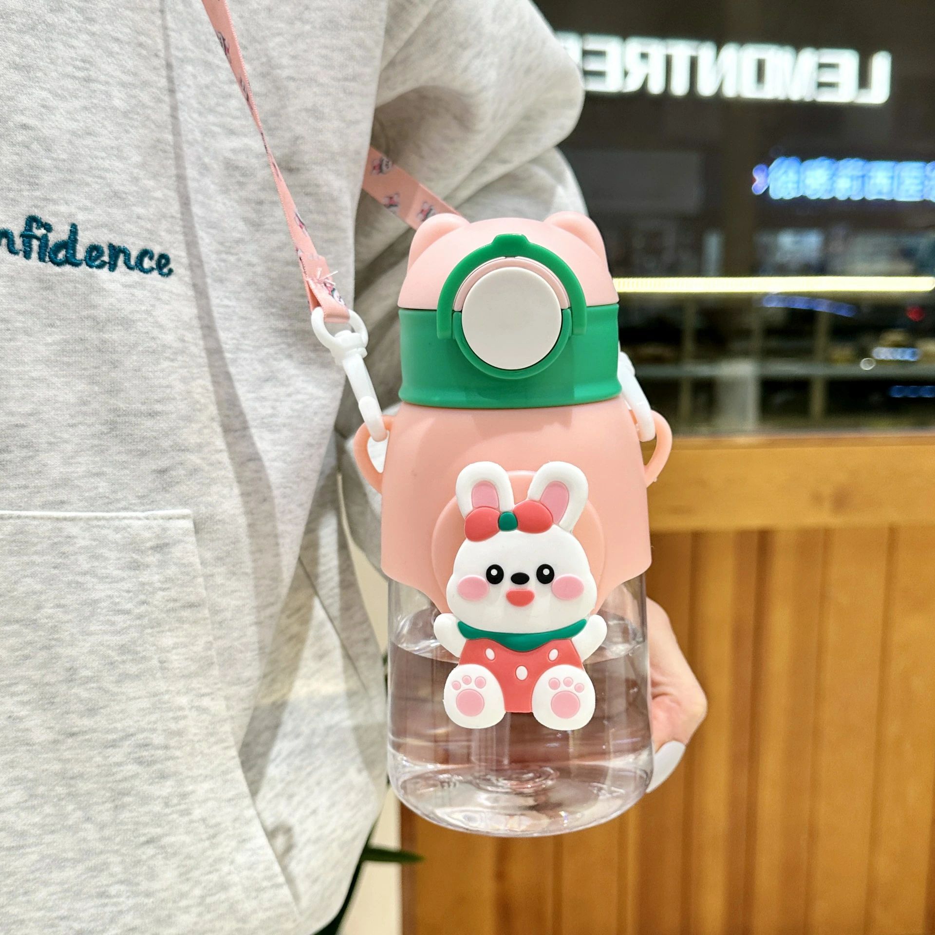 学校 600ml ベビーボトル 落下防止ストローカップ