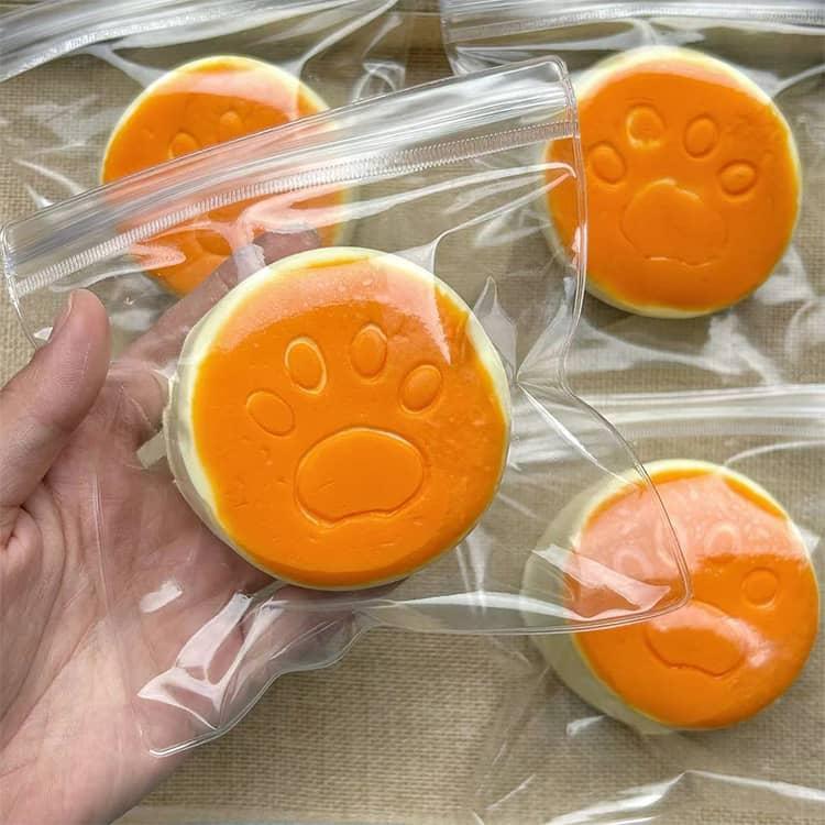 スクイーズ スクイーズケーキおもちゃ 水感スクイーズ ケーキの形 ストレス解消 癒し万能アイテム ネコ ねこ 猫 肉球 スクイーズ miroku01-10023056 みろくshop サンプル画像3