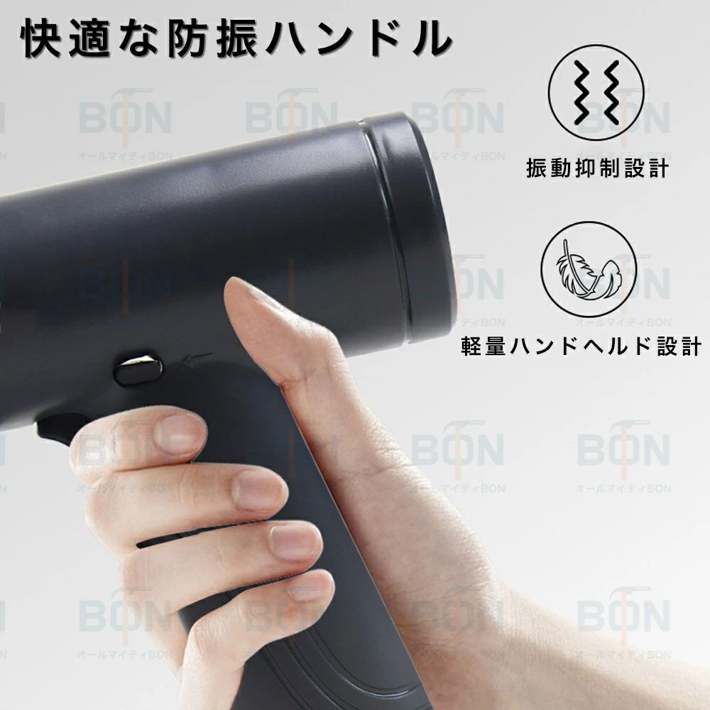 商品情報【コードレス軽量充電式】これは、充電式のポリシャー、電源コードを接続することなく使用、コンパクトで使いやすい、何といっても軽い（500g）も使える便利な電動ポリッシャーです。長時間の作業をしてもあまり疲れもこともなく、で小型なので、初心者に適しています，腕は疲れにくく、女性やお年寄りにも向いています。【1500mAhバッテリーとLEDディスプレイ】コードレスポリッシャーは大容量1500mAhのバッテリ付きおUSB充電ケーブル1本、より長く使え、電池寿命も長く、充電も早い。 満充電時の使用時間は約180分です。満充電時の使用時間は約60分です。製品の電源表示[緑]がポリッシャーの充電中を示している場合。【優れた研磨効果】イーブンサンディング、均一な表面光沢を出しやすくなっています。 電動ポリッシャーは、車の研磨とワックスがけ、金属の塗装はがしと錆落し、ソファー、バスタブなど、木材の研磨、風呂場の掃除、大理石などの磨きにも使え、物の元の光沢を復元します。【高性能ロータリー研磨機】車 ポリッシャー 1300 RPM/分に達し、研磨能力がより強く、75 mmのワックスディスク直径を採用し、研磨の均一性を確保し、研磨面積がより大きく、傷の付いたペンキ表面を覆い、作業効率を著しく向上させ、作業時間を短縮することができる。【品質保証】充電式電動ドライバーは出荷前に厳格な品質管理を行った上でお届けしておりますが、万一お届けした商品に不具合が発生した場合、返金・無償交換致します。メーカー希望小売価格はメーカーカタログに基づいて掲載していますポリッシャー 充電式 小型 ミニ電動ポリッシャー 車 電動ポリッシャー ダブルアクションポリッシャー ハンディ コンパクト パワフル 軽量 一台二役 多機能研磨機 車磨き 洗車 傷消し 掘削 油膜 うろこ取り 鏡面磨き キズ消し ワックスがけ 業務用 家庭用 充電式ポリッシャー 充電式ポリッシャー 大直径バフ 研磨 軽量 車用 車磨き 家庭用 ポリッシングスポンジ 傷消し キズ消し トルク5Nm 大容量1500mAh Type-C充電 女性 初心者 ケース付き 簡単 収納ケース付き 安心と信頼●らくらく操作●軽量かつシンプルなデザインなので女性や初心者の方でもお手軽に利用いただけます。DIY入門にもおすすめです！●コードレス●煩わしいコードが無いので場所を選ばず快適に作業ができます。●用途●研磨、洗車、磨き、バフ掛け等様々な用途に使い分けができます。商品情報■【軽量設計・コードレス】本体重量わずか500gで軽くて運びやすい、女性も長時間の使用でストレスを感じません。電源コードがなくても、長時間の作業ができます。■【LEDライト】LEDランプを3つ内蔵し、リングテープを形成し、照明を効果的に提供し、スタートボタンを押すと自動的に照明が起動し、暗くてネジ穴が見にくい場所でも簡単に作業できます。商品名：ポリッシャー無負荷速度：250r / min充電時間：120-180分ドライバーサイズ 150X135X45mmType-C 充電器 *1電圧3.7ボルト商品の重量： 500 g 5 メーカー希望小売価格はメーカーカタログに基づいて掲載しています