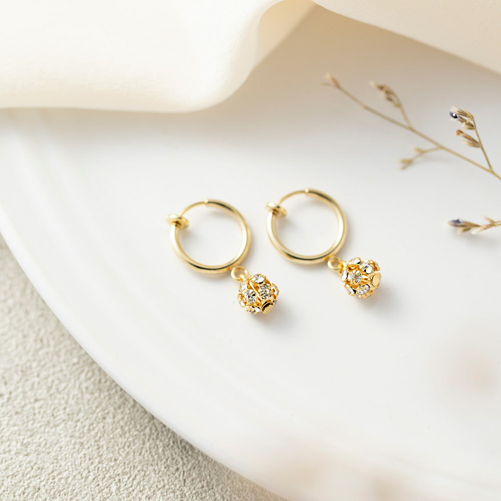 【2BUY 10%OFF！】イヤリング ワンポイント シンプル 上品 華やか フォルム さりげない 印象的 アクセント ゴールド シルバー ピンクゴールド