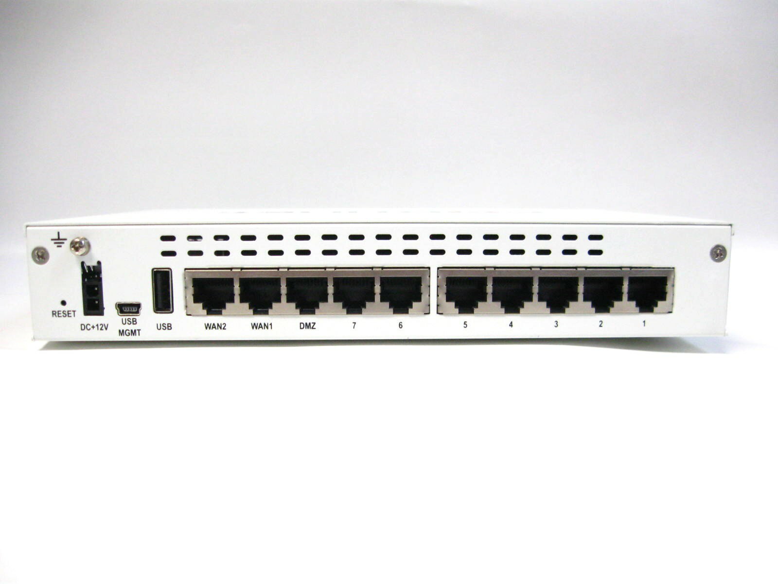 ����šۢ�Fortinet FortiGate-60D UTM �������ƥ� ���ץ饤���� �ե������������� ��� ���綼�Ҵ������ץ饤���� �ե����ƥ��ͥå� 1000BASE-T