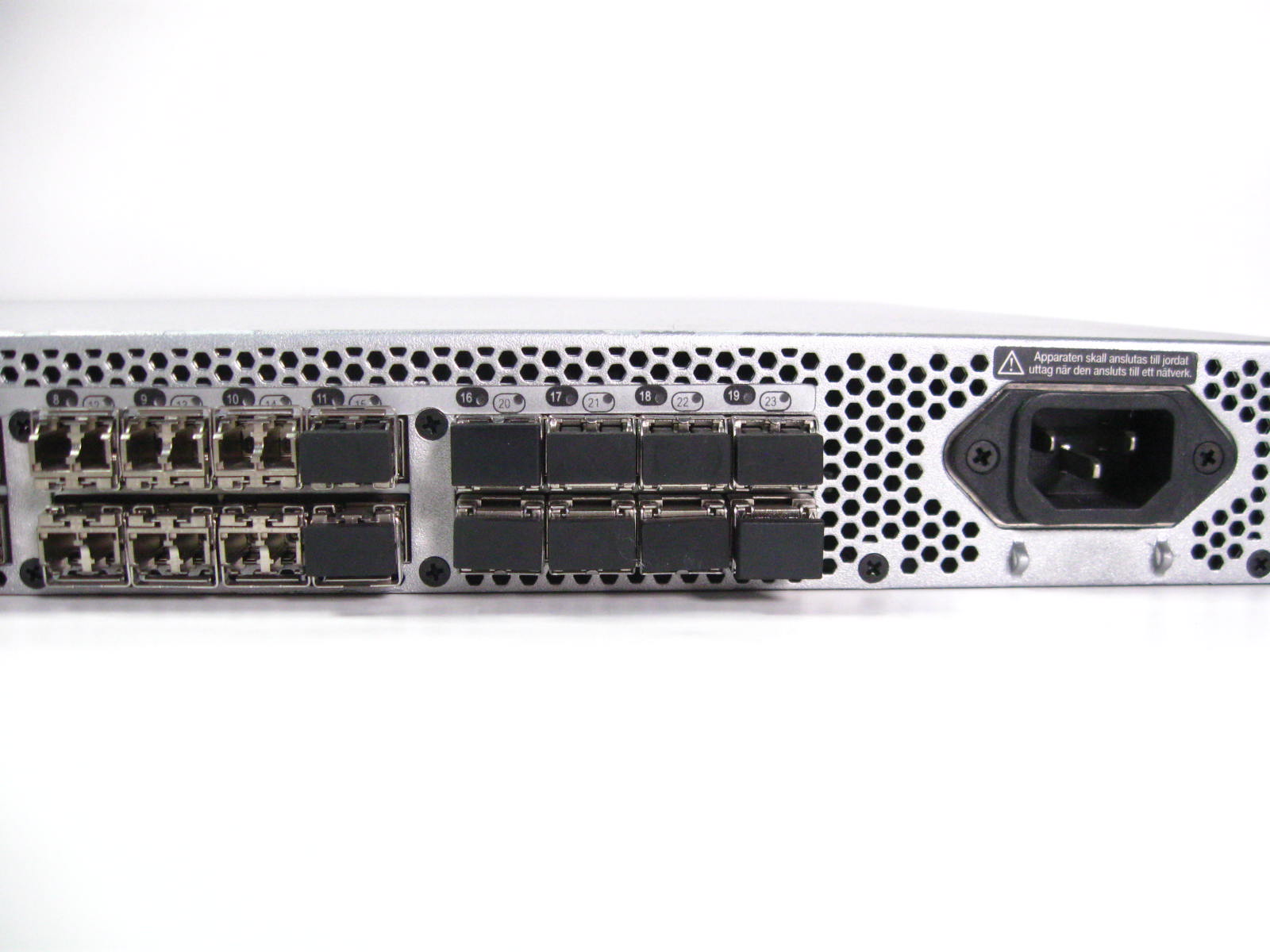 【中古】▽Brocade 300 8G 24ポート SAN FC SWITCH ファイバチャネルスイッチ 中古 ブロケード 7045950 Oracle