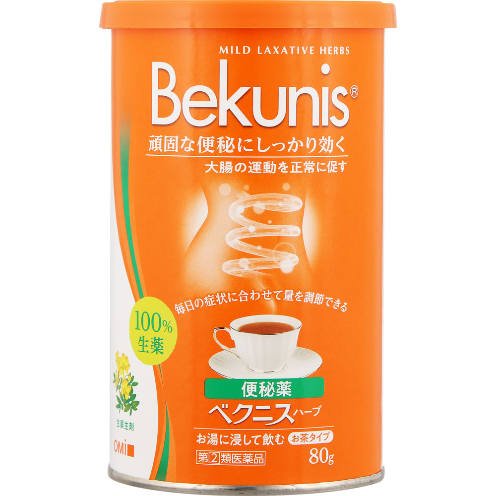 ■購入個数制限あり：3個まで商品説明 「ベクニス ハーブ 80g」は、センナが主成分のハーブティータイプの便秘薬。センナは古くからヨーロッパで便秘薬として使われてきた生薬で、日本には江戸時代に伝わり現在でも利用されています。 本品は、センナの栽培から原料を徹底管理しているドイツ・ローハ社との提携で生まれました。体質や症状に合わせて量の調節ができ、軽い便秘の方からガンコな便秘の方まで幅広くお飲みいただけます。無理のない自然なお通じを助ける薬です。世界101カ国で販売されている実績があります。医薬品。 ▼使用上の注意▼ してはいけないこと (守らないと現在の症状が悪化したり、副作用が起こりやすくなります) 1、本剤を服用している間は、次の医薬品を服用しないでください 他の瀉下薬(下剤) 2、授乳中の人は本剤を服用しないか、本剤を服用する場合は授乳を避けてください 3、大量に服用しないでください 相談すること 1、次の人は服用前に医師、薬剤師又は登録販売者にご相談ください (1)医師の治療を受けている人。 (2)妊婦又は妊娠していると思われる人。 (3)本人又は家族がアレルギー体質の人。 (4)薬によりアレルギー症状を起こしたことがある人。 (5)次の症状のある人。 はげしい腹痛、悪心・嘔吐 2、次の場合は、直ちに服用を中止し、この文書を持って医師、薬剤師又は登録販売者にご相談ください (1)服用後、次の症状があらわれた場合関係部位症　状 皮ふ発疹・発赤、かゆみ 消化器はげしい腹痛、悪心・嘔吐 (2)1週間位服用しても症状がよくならない場合 3、次の症状があらわれることがありますので、このような症状の継続又は増強が見られた場合には、服用を中止し、医師、薬剤師又は登録販売者にご相談ください 下痢 効能・効果 便秘 便秘に伴う次の症状の緩和： 頭重、のぼせ、肌荒れ、吹出物、食欲不振（食欲減退）、腹部膨満、腸内異常醗酵、痔 用法・用量 次の用量を1日2回朝夕の空腹時に服用してください。 ただし、便秘の程度、状態には個人差があるので、初回は最小量を用い、便通の具合や状態をみながら少しずつ増量又は減量してください。 年齢1回量1日服用回数 大人(15歳以上)1-2包(1.5g-3.0g)を熱湯約150mlを加え、約15分間加熱した後に、滓をこして取り去り浸液を服用する2回 15歳未満服用しないこと 「用法・用量に関連する注意」 1、用法・用量を厳守してください。 成分・分量 成分分量(1日量4包中)はたらき 日局センナ6g大腸の正常な運動を促します。 保管および取扱い上の注意 (1)本品は天然物の性質吸湿してカビがはえたり虫が発生する場合もありますので、高温多湿を避け、湿気の少ない涼しい所に密栓して保管してください。 (2)小児の手の届かないところに保管してください。 (3)他の容器に入れ替えないでください。(誤用の原因になったり、品質が変わります。) (4)使用期限を過ぎた製品は使用しないで下さい。 お問い合わせ先 株式会社 近江兄弟社 お客様相談室 TEL：0748-32-3135 9：00-17：30(土・日・祝日は除く) 製造販売元 株式会社 近江兄弟社 滋賀県近江八幡市魚屋町元29提携 ローハー社(ドイツ)リスク区分等：第(2)類医薬品使用期限：使用期限まで1年以上あるものをお送りします。※元々1年未満の商品やページに記載のあるものは上記の限りではありません。【ご注文前に確認ください】ご注文数量を多くいただいた場合、複数梱包となることがございます。その場合の送料は【送料単価×梱包数】を頂戴しております。また、「発送目安：約3-5営業日」とご案内しておりますが、こちらより遅れることがございます。予めご了承くださいませ。※税込3,980円以上ご購入いただいた場合の送料無料サービスは1梱包のみです。複数梱包になってしまう場合、数量に応じ送料を頂戴します。