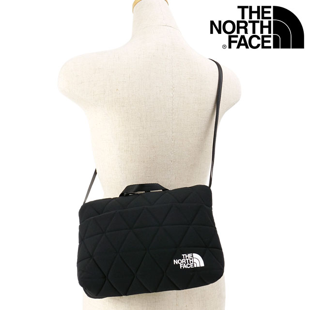 樂天商城 - 【最大100%ポイントバック】ザ・ノース・フェイス THE NORTH FACE ジオフェイスポーチ [NM32356-K FW23] 2L Geoface Pouch メンズ・レディース TNF アウトドア 鞄 アクセサリーポーチ キルティング ブラック【e】 正規取扱店