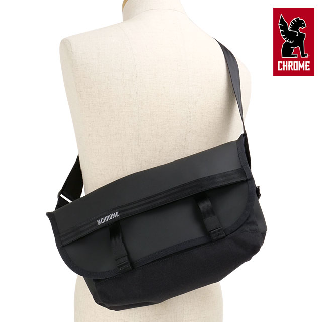 【2/25限定 最大P27倍】クローム CHROME クーリエ フラップ メッセンジャーバッグ 6L [JP242MTBK FW25] COURIER FLAP MSNGR 6L メンズ・レディース 鞄 ショルダーバッグ MATT-BLACK 正規取扱店【cp】
