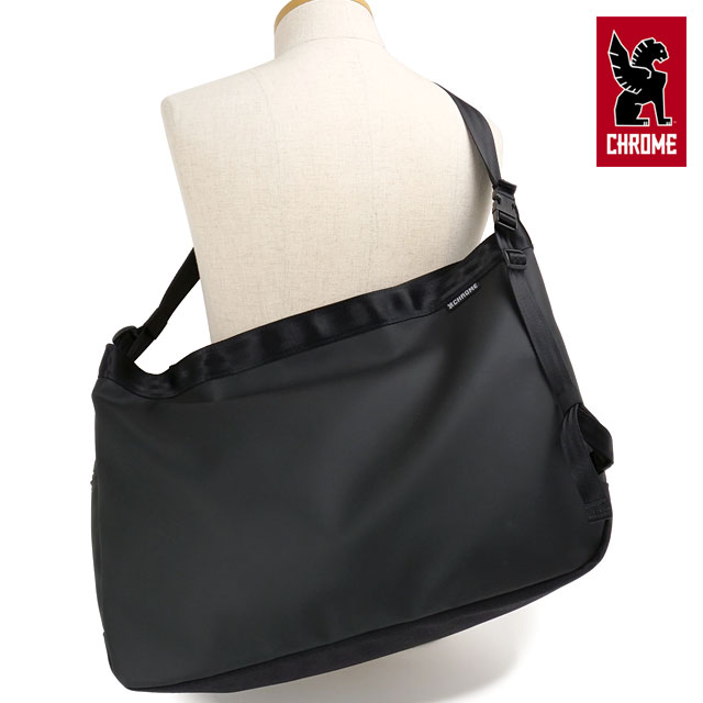 【2/25限定 最大P27倍】クローム CHROME ニュースペーパー メッセンジャーバッグ [JP197MTBK FW25] 26L NEWSPAPER MESSENGER メンズ・レディース 鞄 ショルダーバッグ 耐水 MATT-BLACK 正規取扱店【cp】