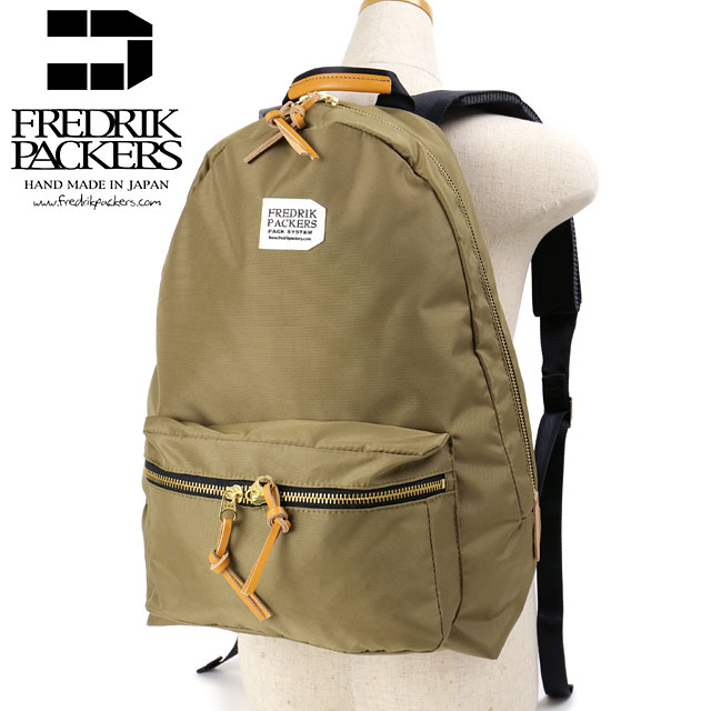 【5/18は楽天カード＆エントリーで最大12倍】フレドリックパッカーズ FREDRIK PACKERS デイパック 17L 420D DAY PACK メンズ・レディース 鞄 ナイロン リュック バックパック KHAKI