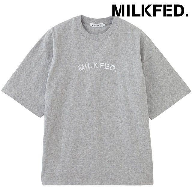 【20%OFF/SALE】ミルクフェド MILKFED. エンブロイダリー アーチステンシル ワイド ショートスリーブTシャツ [103251011008 SS25] EMBROIDERY ARCH STENCIL WIDE S/S TEE レディース トップス 半袖 ワイドシルエット ASH 【メール便可】 正規取扱店【ts】【e】