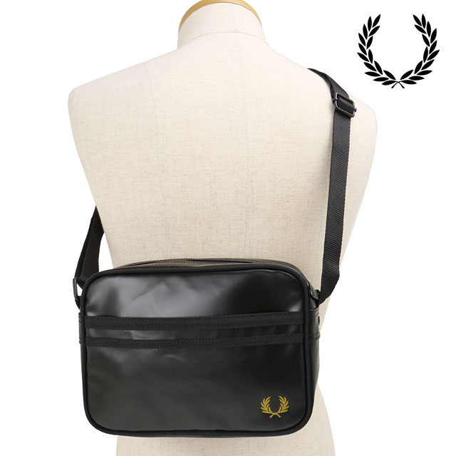 乐天商城 - フレッドペリー FRED PERRY トーナルクラシックミニショルダーバッグ [L2169-774 SS26] 2L TONAL CLASSIC MINI SHOULDER BAG メンズ・レディース ユニセックス 鞄 ワンショルダー ブラック BLACK/GOLD 正規取扱店