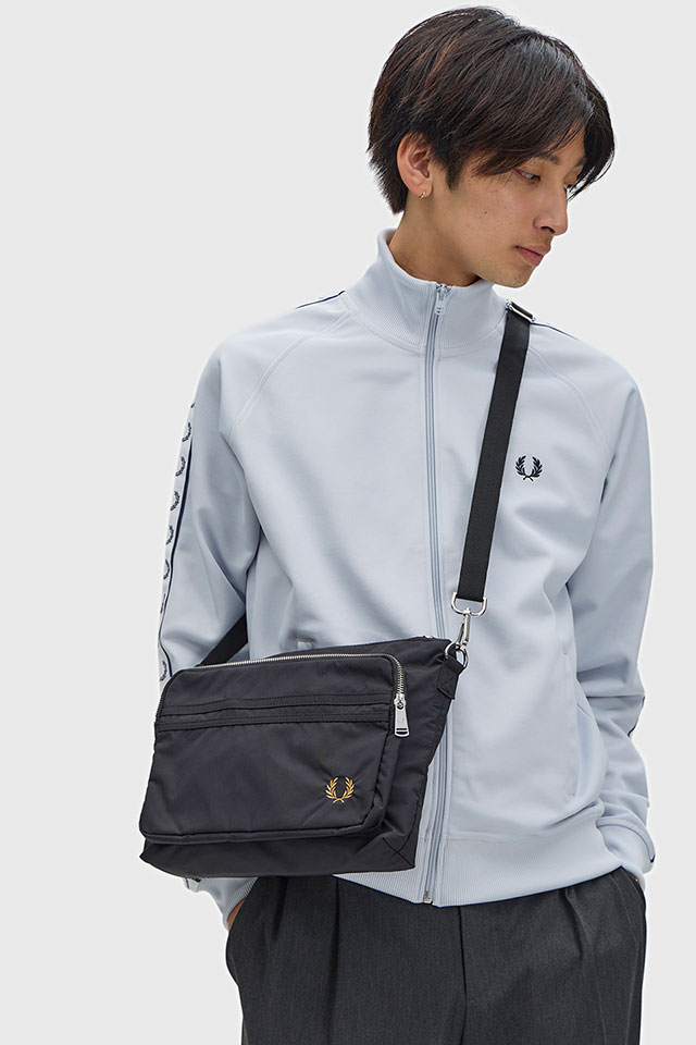 楽天市場】FRED PERRY ショルダーバッグの通販