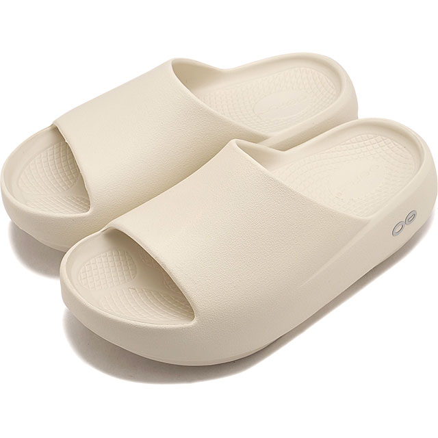 樂天商城 - 【4/30限定 最大P27倍】【6か月保証】ウーフォス OOFOS リカバリーサンダル ウーアープラス [2001110140261 SS26] OOahh+ メンズ・レディース ユニセックス 靴 厚底 疲労回復サンダル スライドサンダル 白 Chalk 正規取扱店