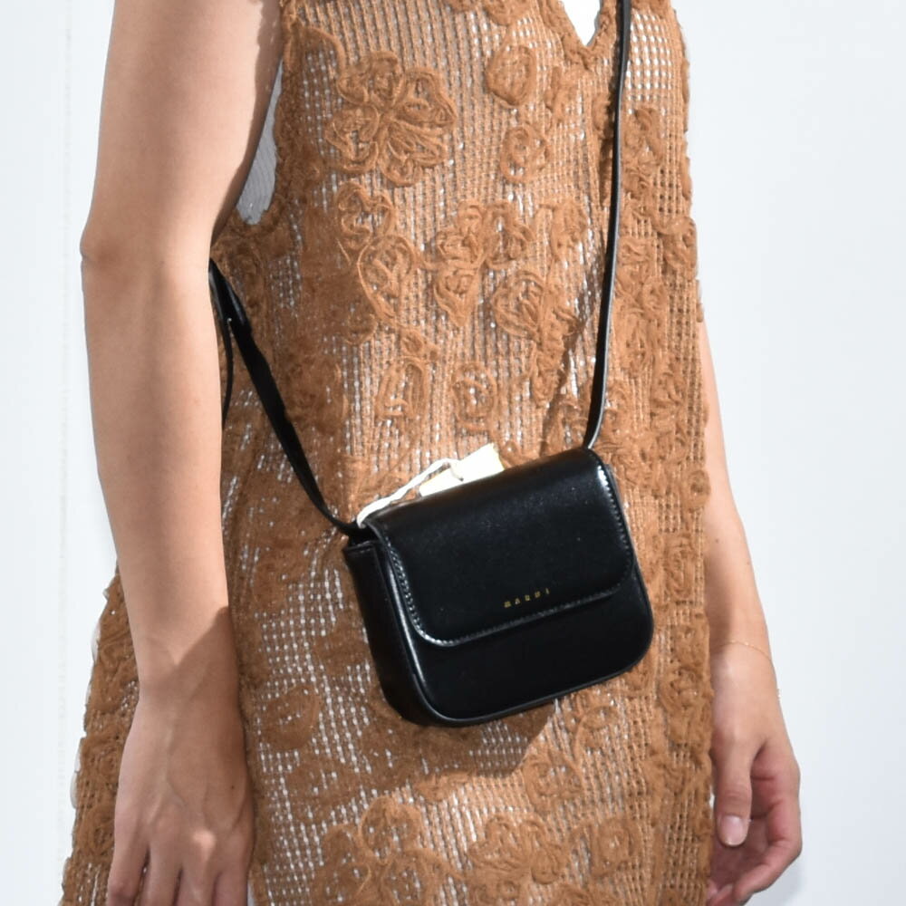 送料関税込★MARNI★レディース ショルダーバッグ★最安値挑戦中 楽天市場】MARNI(ショルダーバッグ・メッセンジャーバッグ