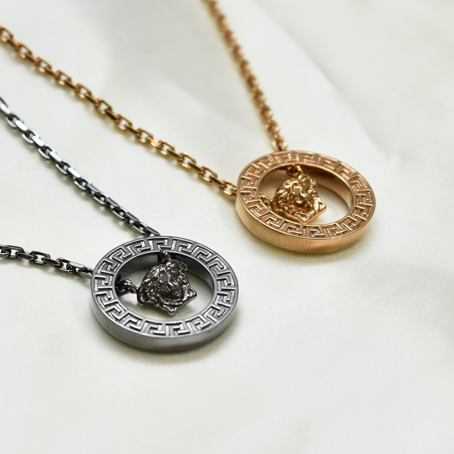 楽天市場】versace メデューサ ネックレスの通販