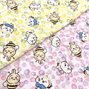 【10cm単位の販売】【キルティング生地】ちいかわ 小花柄《2色》【女の子 男の子 アニメ ちいかわ ハチワレ うさぎ 花 蜂 キャラクター コットン 日本製 入園 通園 入学 通学 レッスンバッグ ナップサック 手芸 手作り ハンドメイド】