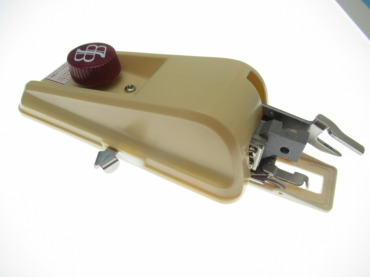 【中古】ブラザー B.S.M ボタン穴かが MODEL B5-LM型 家庭用 駒5個付き。職業ミシン使用不可