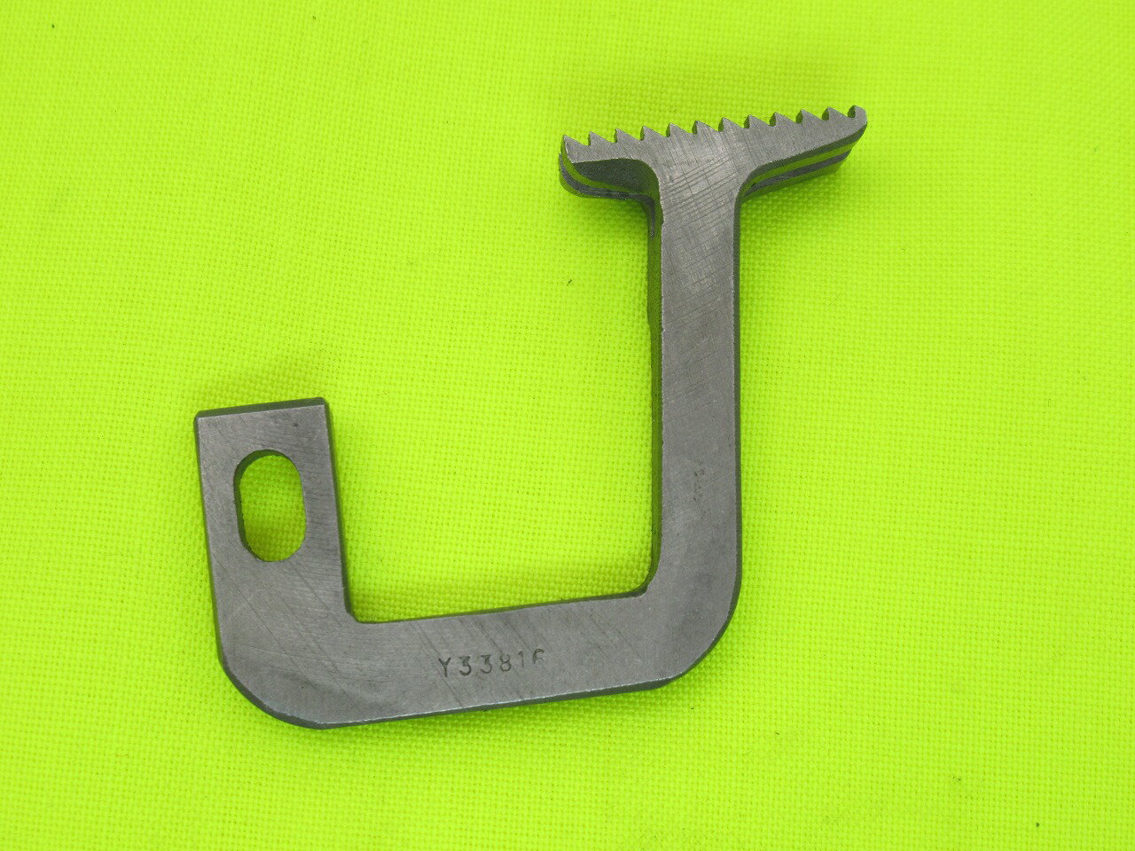 中古　ヤマトDCZ-203型用前送り歯（並目）Y33816です。