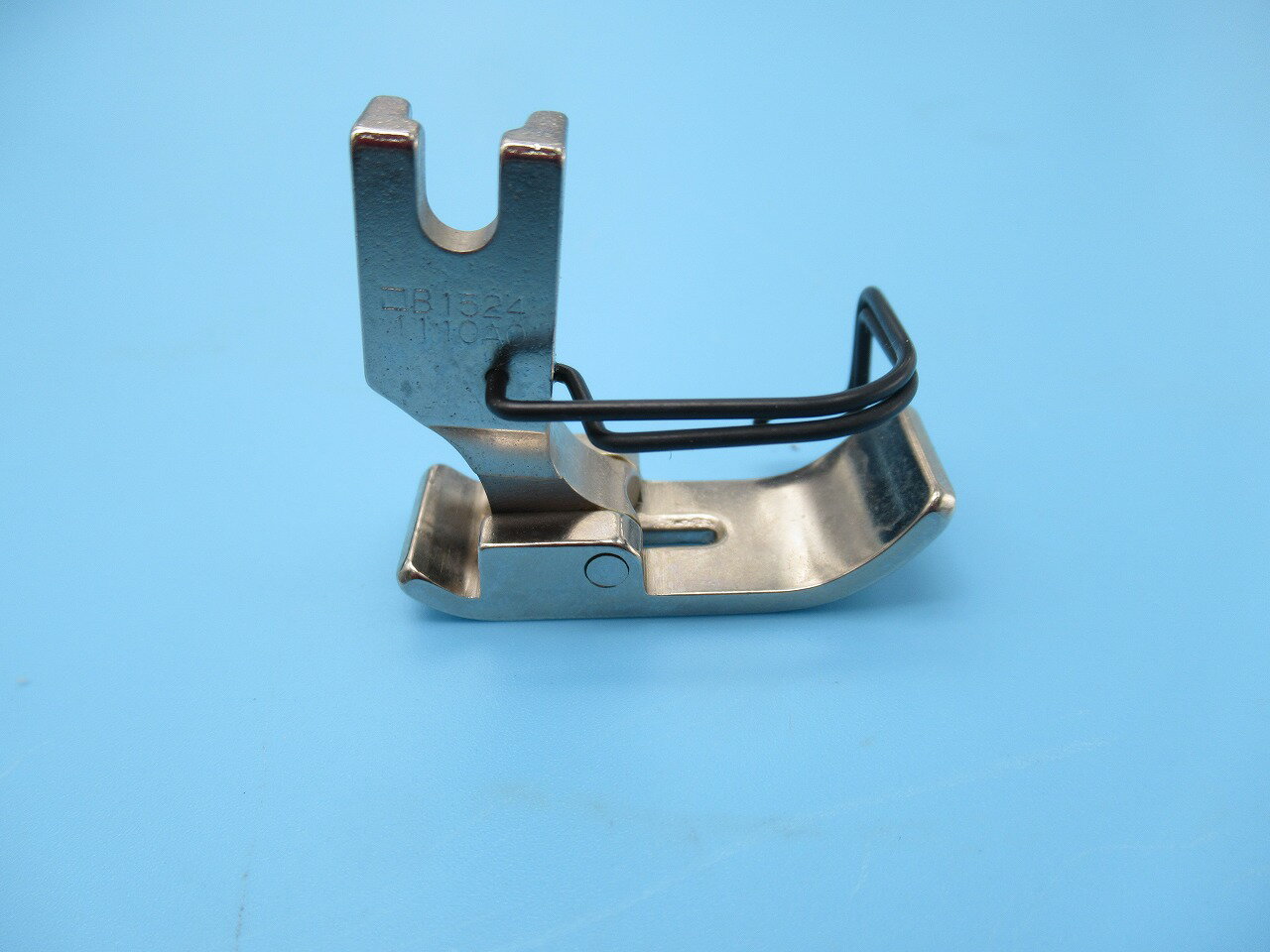 純正品 JUKI ML111 ジューキ　押え金 パーツ番号：B1524-111-0A0