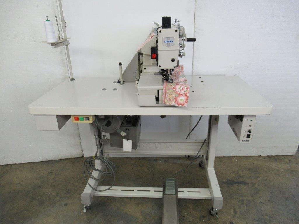 【中古】 ジューキ JUKI 眠り穴カガリミシン　モデルNO LBH-793－1型　ワンペダル式　三相200V仕様