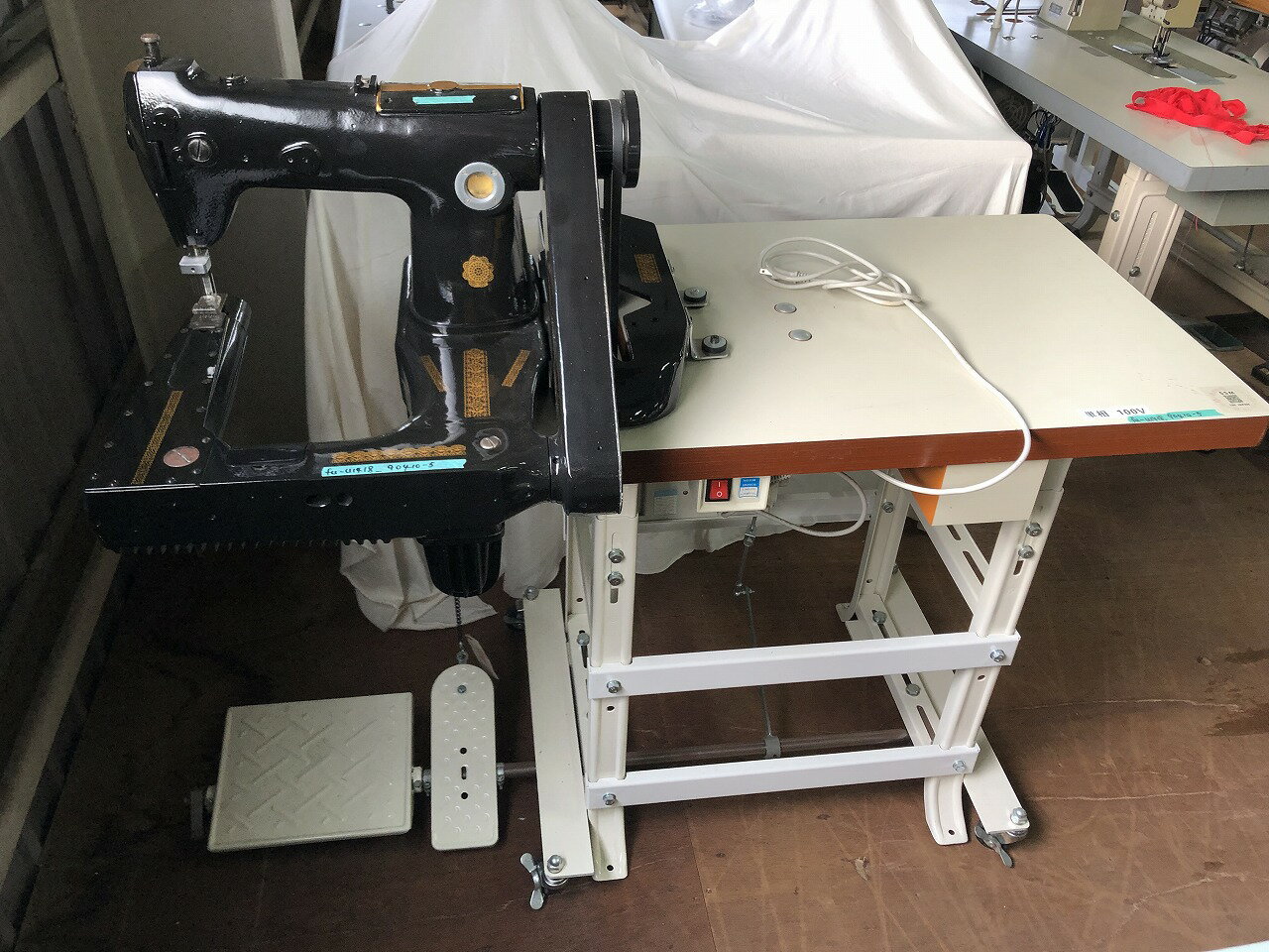 改造腕型ニードルパンチミシン モデルNO−SSMー261−13型