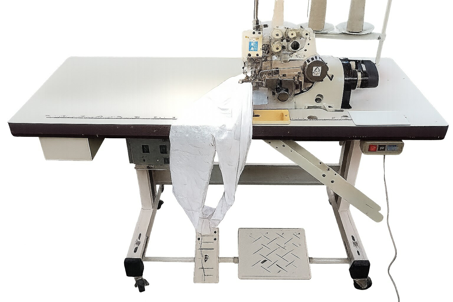 【中古】 ヤマト YAMATO 日本製 1本針差動付き裾引きミシン AZF8400-04DF/TC/CH20/K2 電源100V仕様セット