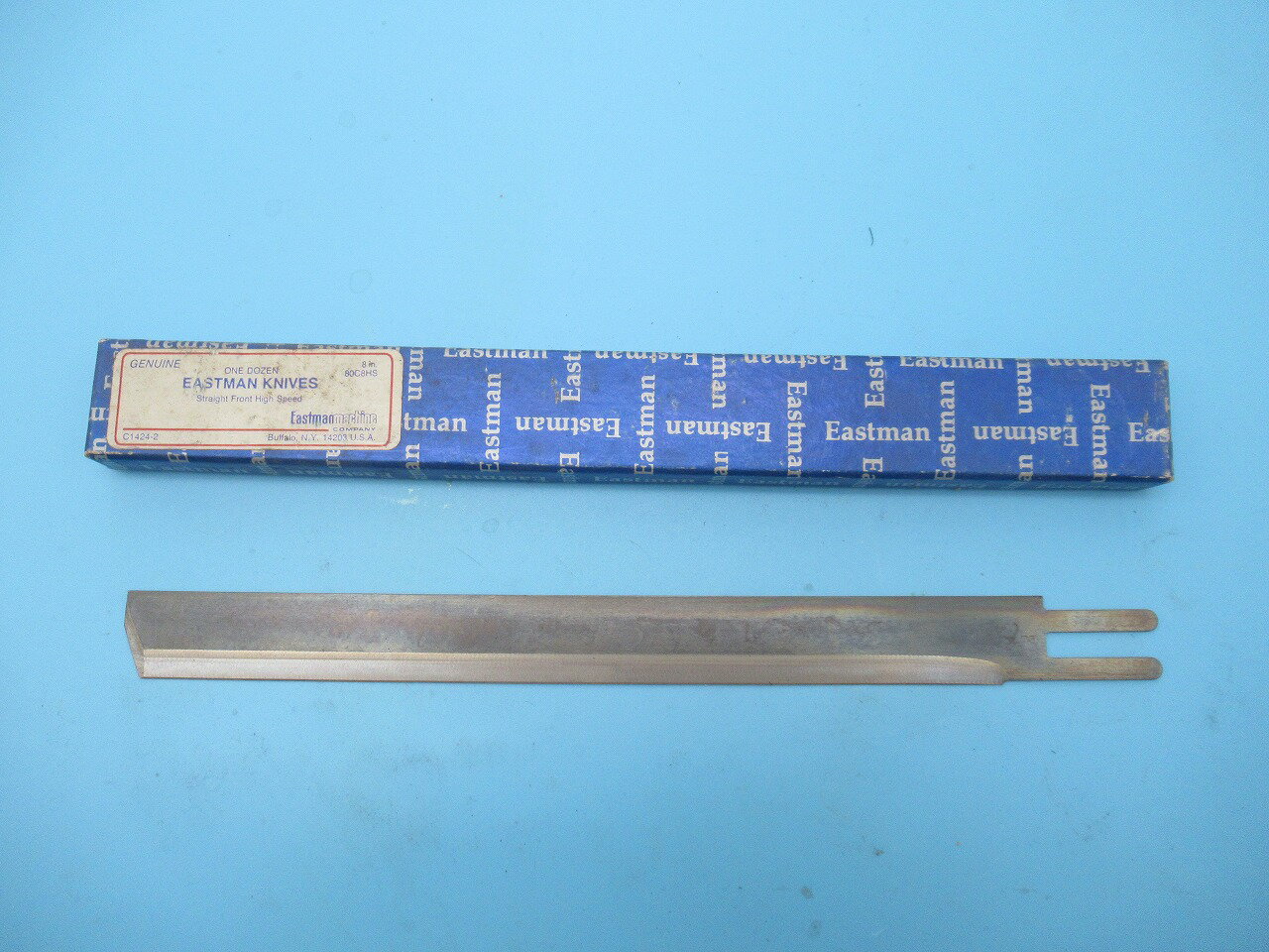 【MADE IN U.S.A 訳あり　キズ・ザビなど】イーストマン　竪刃裁断機用裁断刃（8インチ用）1箱＝12枚入