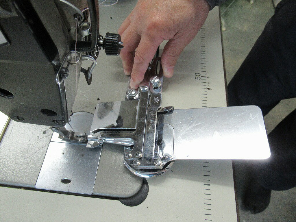 日本製　仕上がり幅調節式三巻バインダー